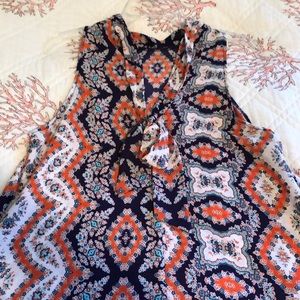 Soprano Dresses - Gorgeous and flowy summery-print tie-back dress Soprano Dresses - Gorgeous and flowy summery-print tie-back dress